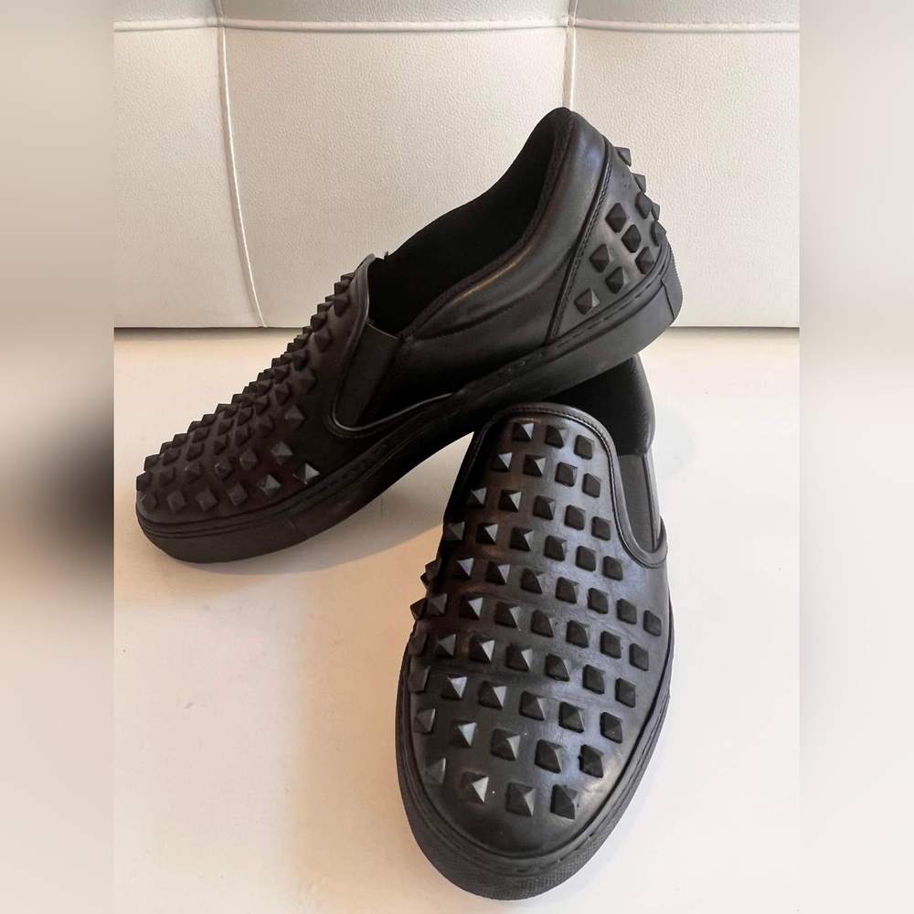 Valentino Sneakers